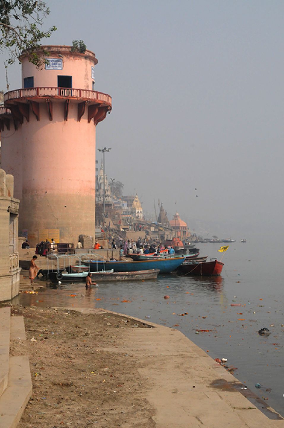India 348
